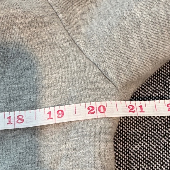 Helly Hansen Light Gray Graphic Hoodie - Picture 6 of 8